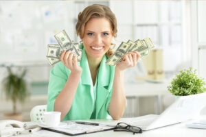 Read more about the article Do IRAs Earn Interest?